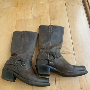 Frye boots brown leather